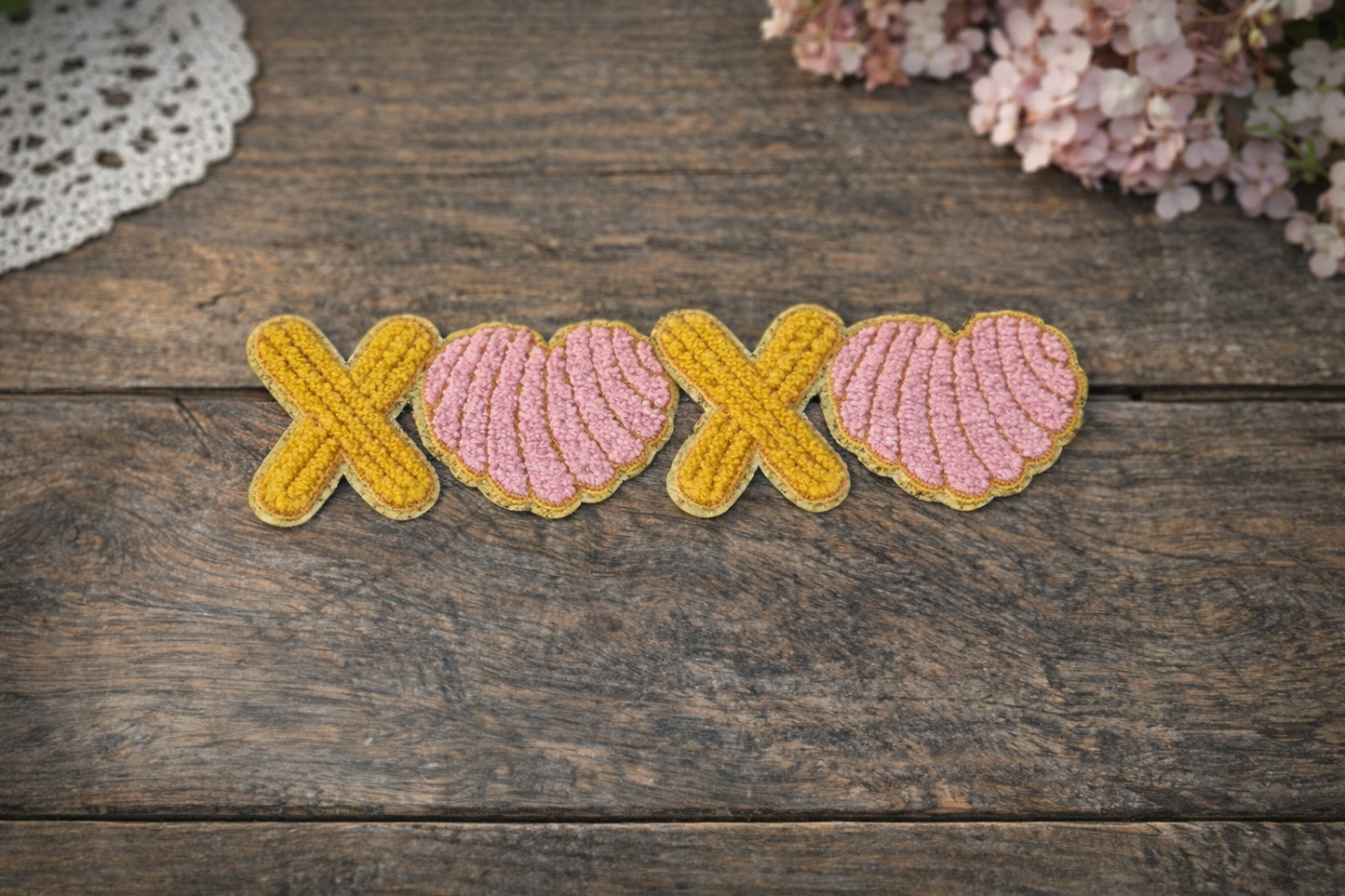 XOXO Conchas Patch